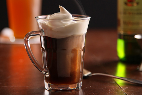 Come fare l'Irish coffee  