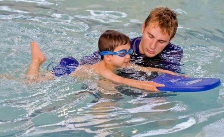 Come diventare istruttore di nuoto 