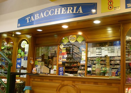 Come aprire una tabaccheria  