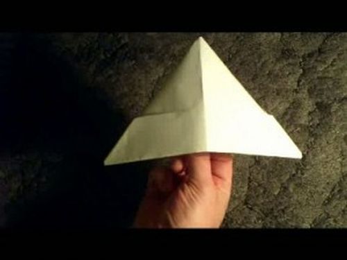 Come fare un cappello con l'origami  