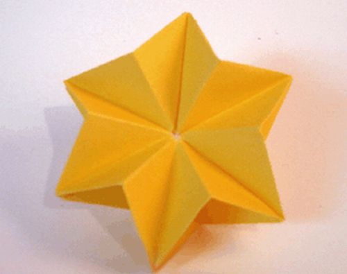 Come fare una stella con l'origami  