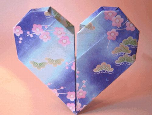 Come fare un cuore con l'origami  