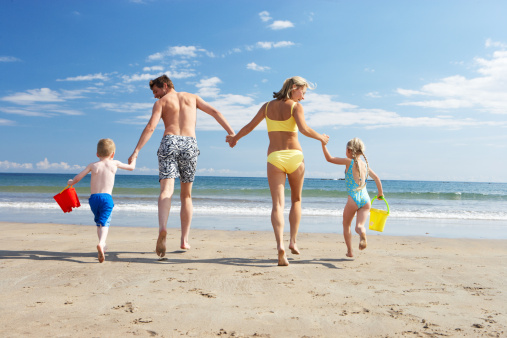 Come scegliere una spiaggia a misura di bambino 
