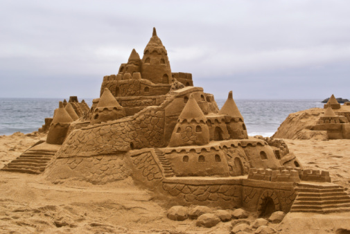 Come fare un castello di sabbia 