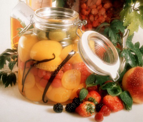 Come conservare la frutta sotto spirito  