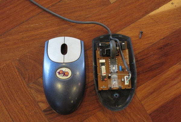 Come riutilizzare un mouse rotto  