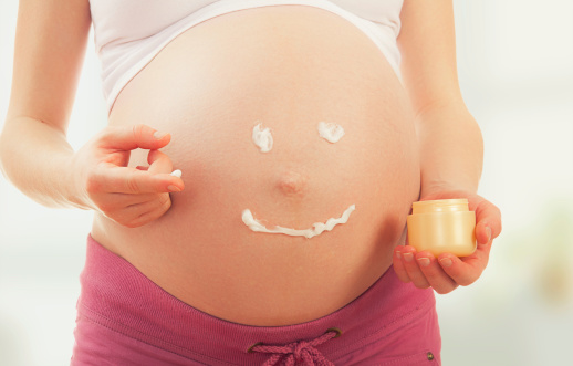 Come prevenire le smagliature in gravidanza 