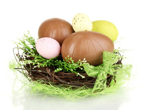 Come fare le uova di cioccolato per Pasqua 