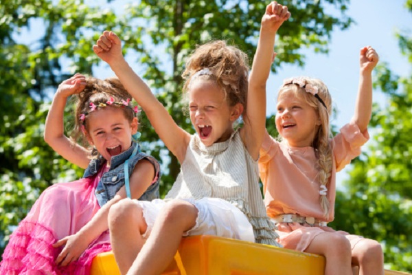 Come svagare i bambini dopo la fine della scuola  