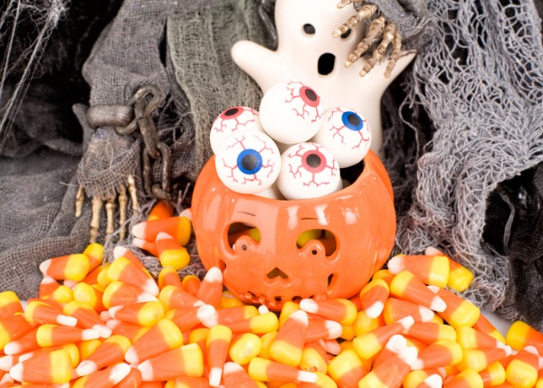 Come fare gli occhi di Halloween, la ricetta dei dolcetti  