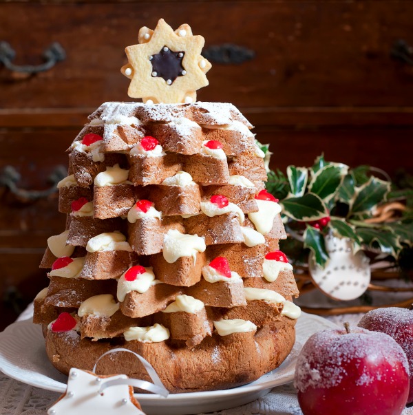 Come fare il pandoro a forma di albero di Natale  