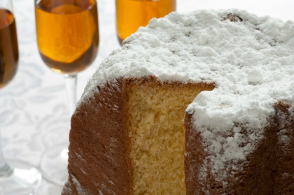 Come fare il pandoro a forma di albero di Natale  