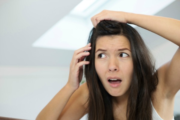 Come prendersi cura dei capelli dopo le vacanze  