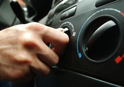 Come fare manutenzione aria condizionata auto 
