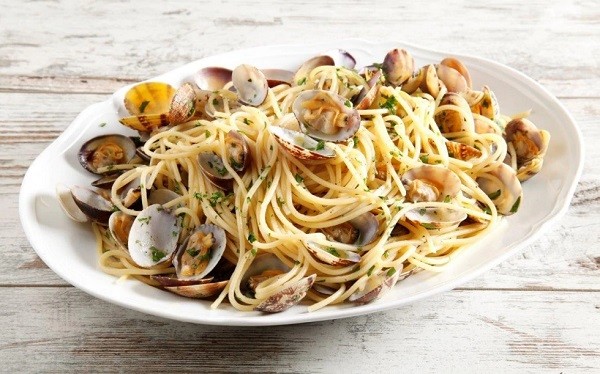 Come preparare spaghetti alle vongole perfetti  