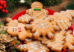 Come preparare i biscotti di Natale risparmiando 