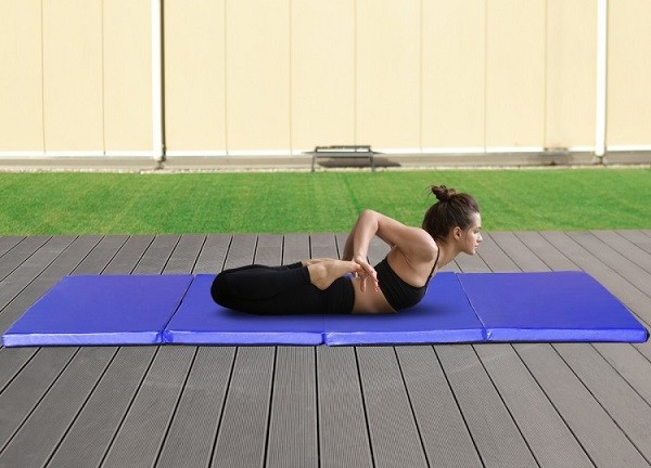 Come pulire il tappetino per lo yoga  