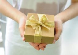 Come scegliere un regalo online 