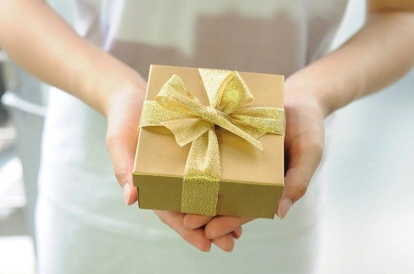 Come scegliere un regalo online  