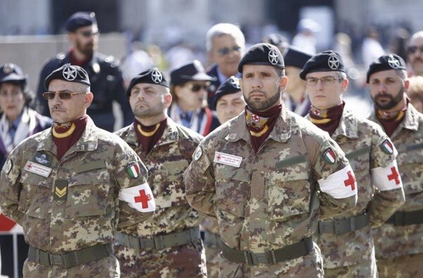 Come diventare infermiere militare  