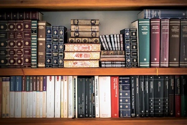 Come catalogare i libri in casa propria  